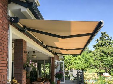 Retractable awning A8L AIRMEGA