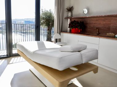 Full electric multifunctional SPA massage bed  SKYY - S_02 AKT GROUP