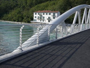 Parapetto urbano per terrazze e balconi ORIZZONTE ALUSCALAE