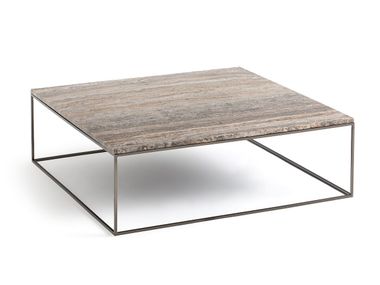 Mesa de centro baixa quadrada de travertino MAHAUT AMPM