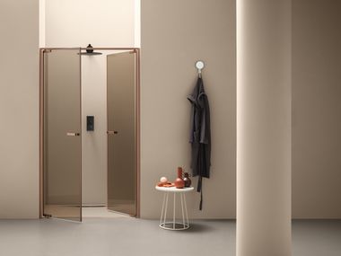 Cabina de ducha en nicho con puerta batiente FILO ARBLU