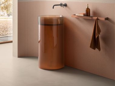 Mobile bagno con lavabo rotondo freestanding in Cristalblu HITO CON MONOLITE HT1049 ARBLU