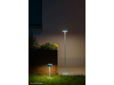 FLOAT Multifunctional portable table lamp By AXOLIGHT | design Mario ...