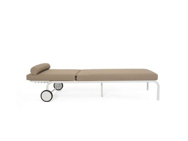 Lettino da giardino reclinabile in alluminio con ruote MARINE Able