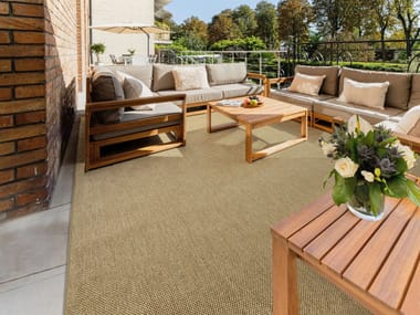 Cut on demand - wall to wall (outdoor)