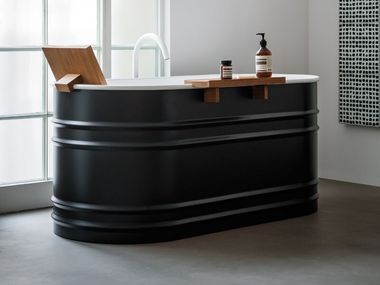Freestanding oval steel bathtub VIEQUES XS Agape