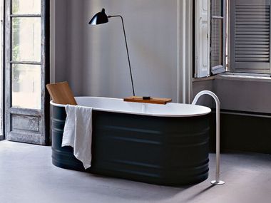 Freestanding oval steel bathtub VIEQUES Agape