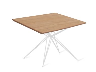 Square wooden table QIRRI Alankaram