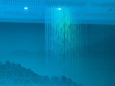 Vichy steel shower SKYMASSAGE Aquademy