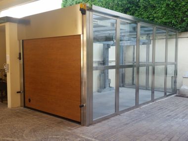 Autoaufzug TESYX VULCAN Ascensori Servizi