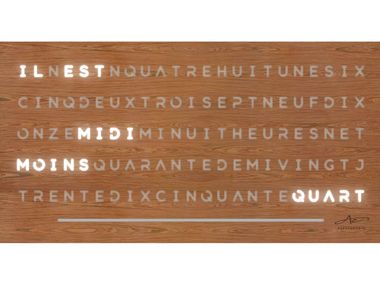 Luminous word clock in rosewood AURACHRONIS 100 AuraChronis