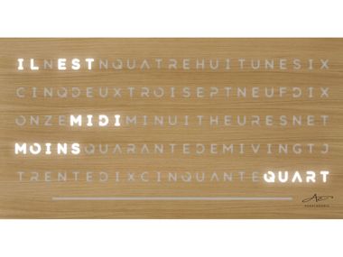 Luminous word clock in oak AURACHRONIS 100 AuraChronis