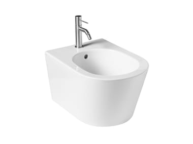 Bidet sospeso in ceramica +TRENTANOVE Axa