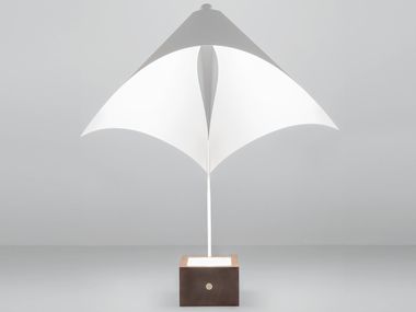 Lampada da tavolo a LED in acciaio e legno BADESSA