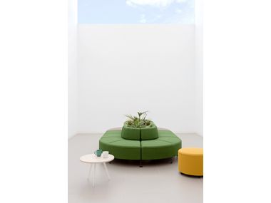 BEND Round laminate coffee table By ACTIU | design Stone Designs