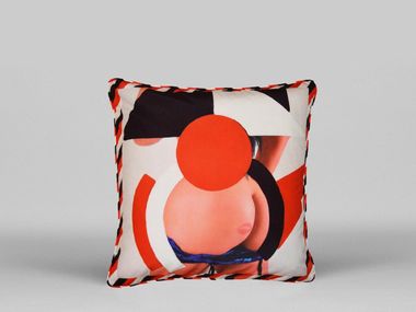 Cuscino quadrato sfoderabile BUTT PILLOW - ART06 HENZEL STUDIO