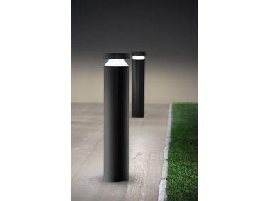 BUZZER Bollard light By Linea Light Group