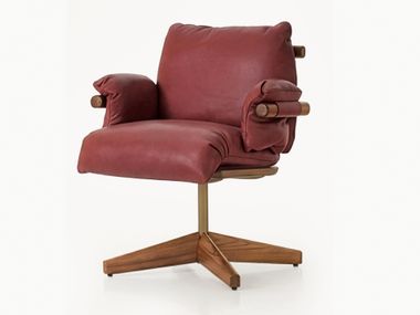 Trestle-based swivel easy chair RAMUS BassamFellows
