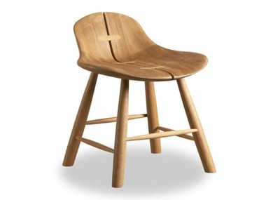 Low back wooden garden stool HIMBA OUTDOOR Baxter