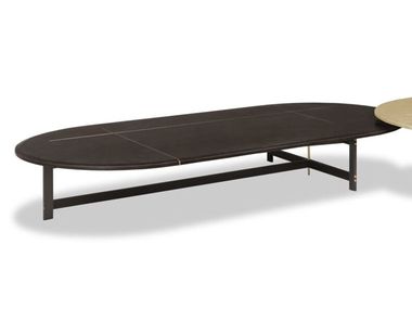 Oval leather coffee table PLACÈ Baxter