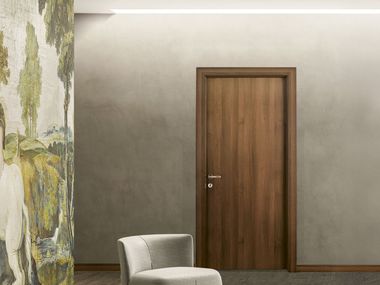 Porta a battente in legno TRAME 200T NOCE NAZIONALE Bertolotto Porte