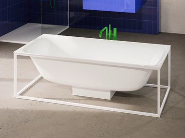 Freestanding enamelled steel bathtub BETTELUX SHAPE Bette