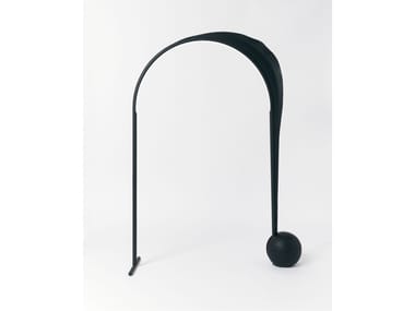 Lampada da terra in metallo e pelle SERIF Biobject