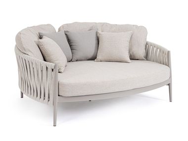 Outdoor Daybeds: In der Sonne entspannen