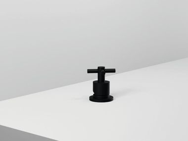 Deck-mounted remote control tap T CROSS Bongio