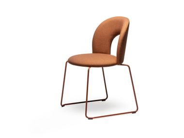 Gepolsterter mit Kufengestell Stuhl aus Stoff PAULIN SL CHAIRS & MORE