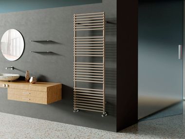 Scaldasalviette verticale a parete GLORIA 18 CORDIVARI