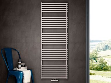 Scaldasalviette verticale a parete GLORIA 22 CORDIVARI