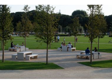 ANDROMEDA Rectangular concrete table for public areas By Calzolari