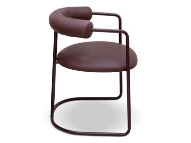 Silla de piel con reposabrazos y estructura de acero ITACA Cantori