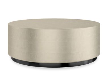 Round wooden central coffee table with castors COCKTAIL COUTURE Caracole