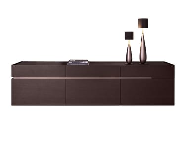 Madia sospesa in MDF con ante a battente GAP 2.0 Christine Kröncke Interior Design