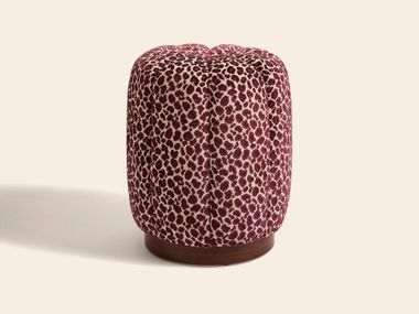 Pouf rotondo in tessuto CLAUDEL LÉOPARD BURGUNDY Clovi Paris