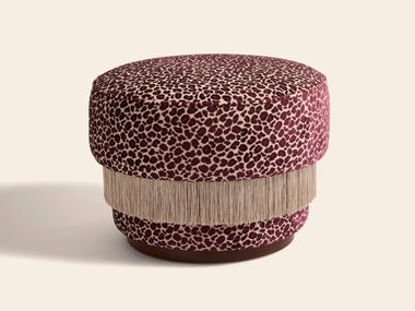 Round fabric pouf PIAF LÉOPARD BURGUNDY Clovi Paris