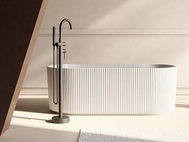 Oval freestanding acrylic bathtub AGRIGENTO Colacril