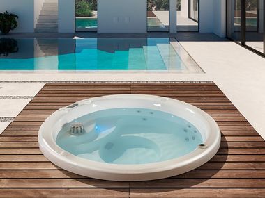 Outdoor hydromassage round minipool AQUALUNA Colacril