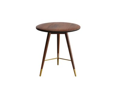 Round wooden side table VOLTA Commune
