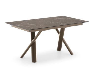 Extending table with metal frame MASTER Connubia