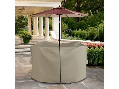 Protective cover for dining sets with parasol hole CUSTOM ROUND TABLE CHAIR SET COVERS W/ UMBRELLA HOLE Covers&All