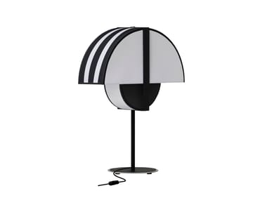 Lampada da tavolo a LED in tessuto GRAND ARTO DESIGNHEURE