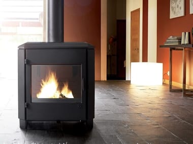 CAMINETTI MONTEGRAPPA, DESIRÉE RTC Stufa a legna centrale in ghisa