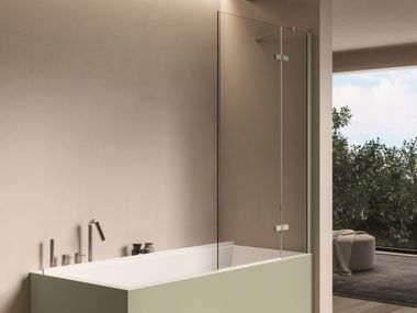 Glass bathtub wall panel with hinged doors SMART DISENIA