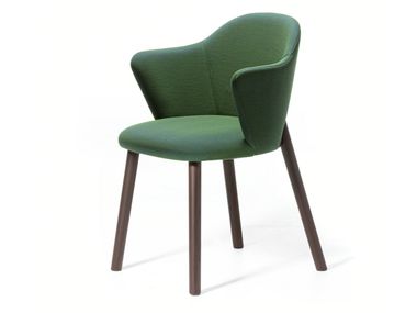 Upholstered fabric chair with armrests DOC AR Arrmet