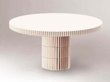 Round dining table NOUVELLE DONNE OUTDOOR Dooq Details