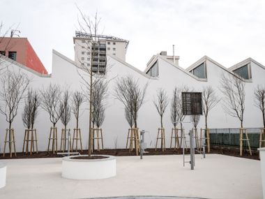 Sistema di pavimentazione resinosa per aree esterne destinate al gioco, sport e ricreazione DRACOFLOOR PLAY DRACO