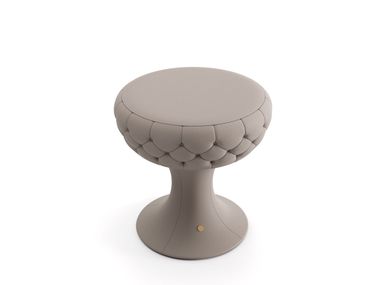 Leather stool GOLF THEMED Dash Casa